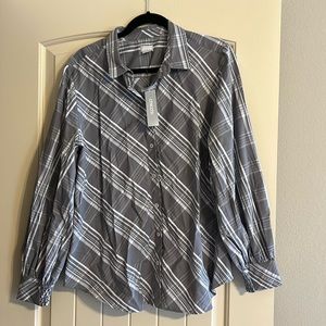 Brand New button up women’s blouse